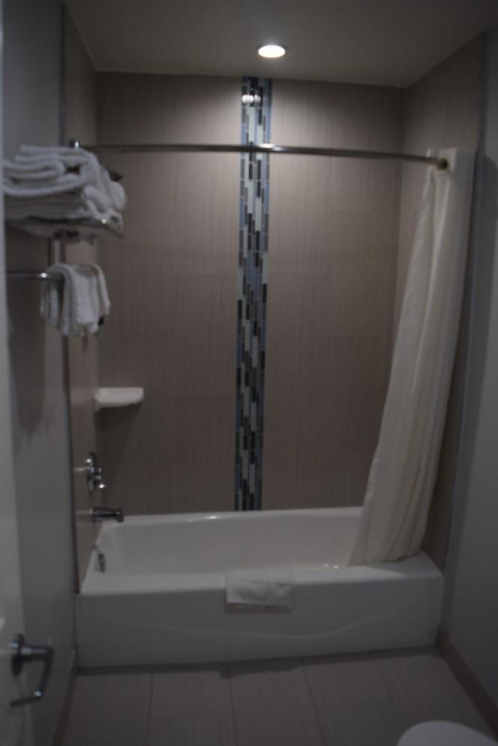 Deluxe Inn Hawthorne/ LAX